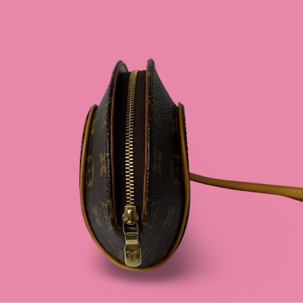 Louis Vuitton Mini Ellipse Wristlet Clutch - Picture 3 of 12